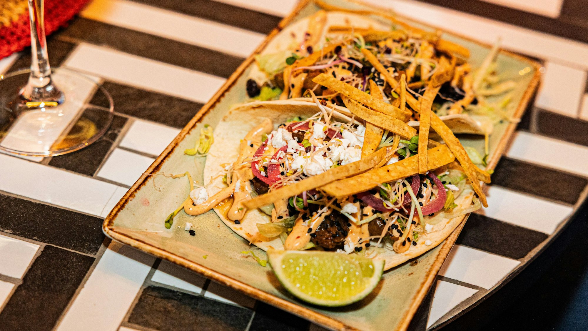 Mexikanischen Speisen mit internationalen Zutaten.