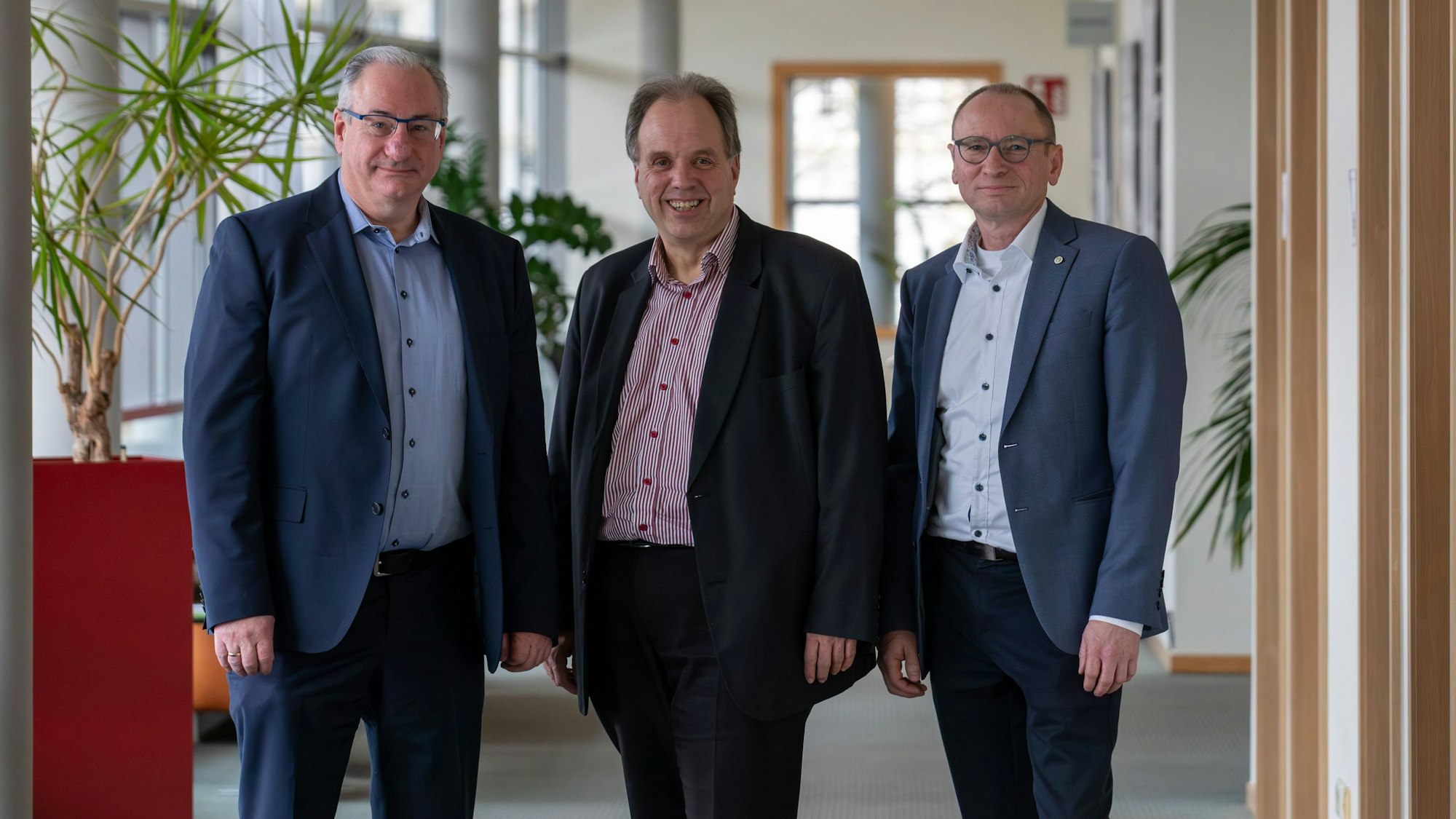 Fehlende Hilfen blockieren die psychiatrische Versorgung, finden Professor Martin Schäfer (v.l.), Peter Scharfe und Martin Fuchs.