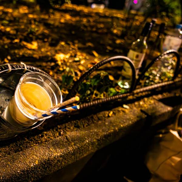 Nächtlicher Alkoholkonsum ist seit Mai 2025 am Brüsseler Platz verboten.