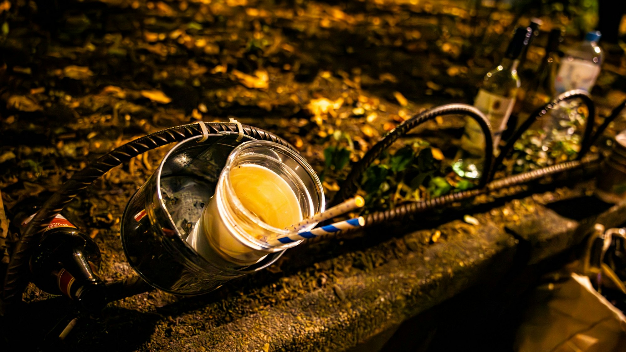 Nächtlicher Alkoholkonsum ist seit Mai 2025 am Brüsseler Platz verboten.