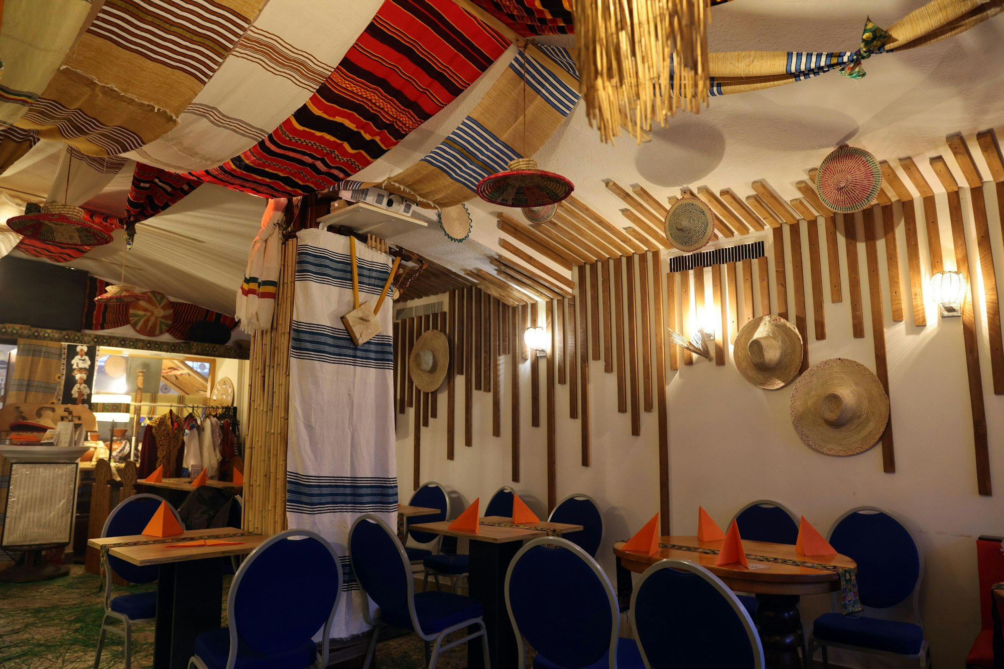 Das Enat ist typisch äthiopisch eingerichtet.