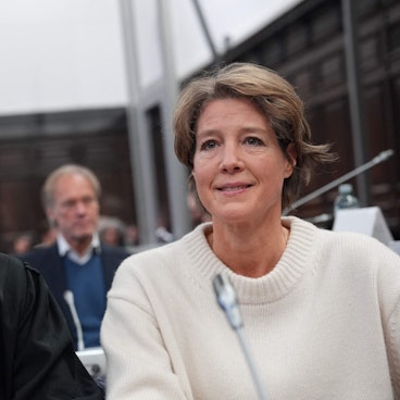 Christina Block und ihr Anwalt Ingo Bott. im Hintergrund ist Gerhard Delling.