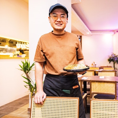Essen soll glücklich machen: Das neue Restaurant von Yongliang Wu heißt Glücksbissen und serviert chinesische Nudelgerichte.