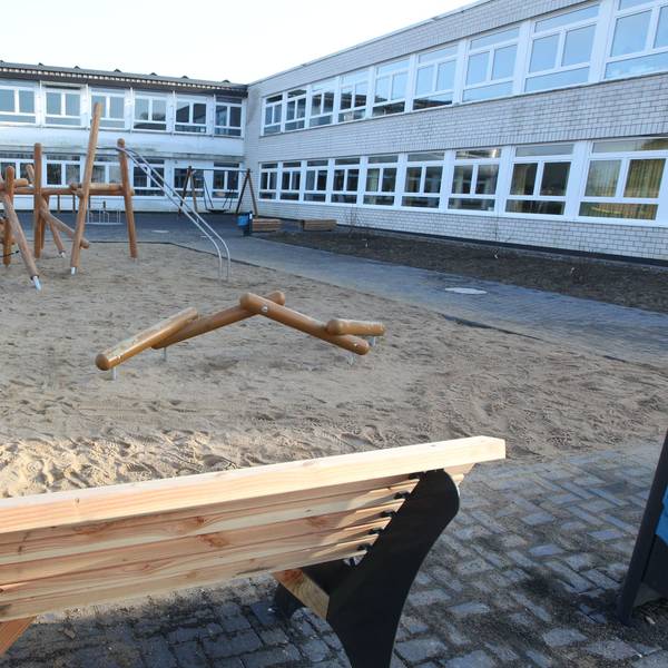 Der Bildungscampus mit Gesamtschule und Grundschule in Neunkirchen soll vom Gasnetz gehen. Die Weichen sind gestellt. (Archivbild)