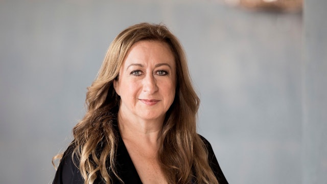 Die australische Dirigentin Simone Young