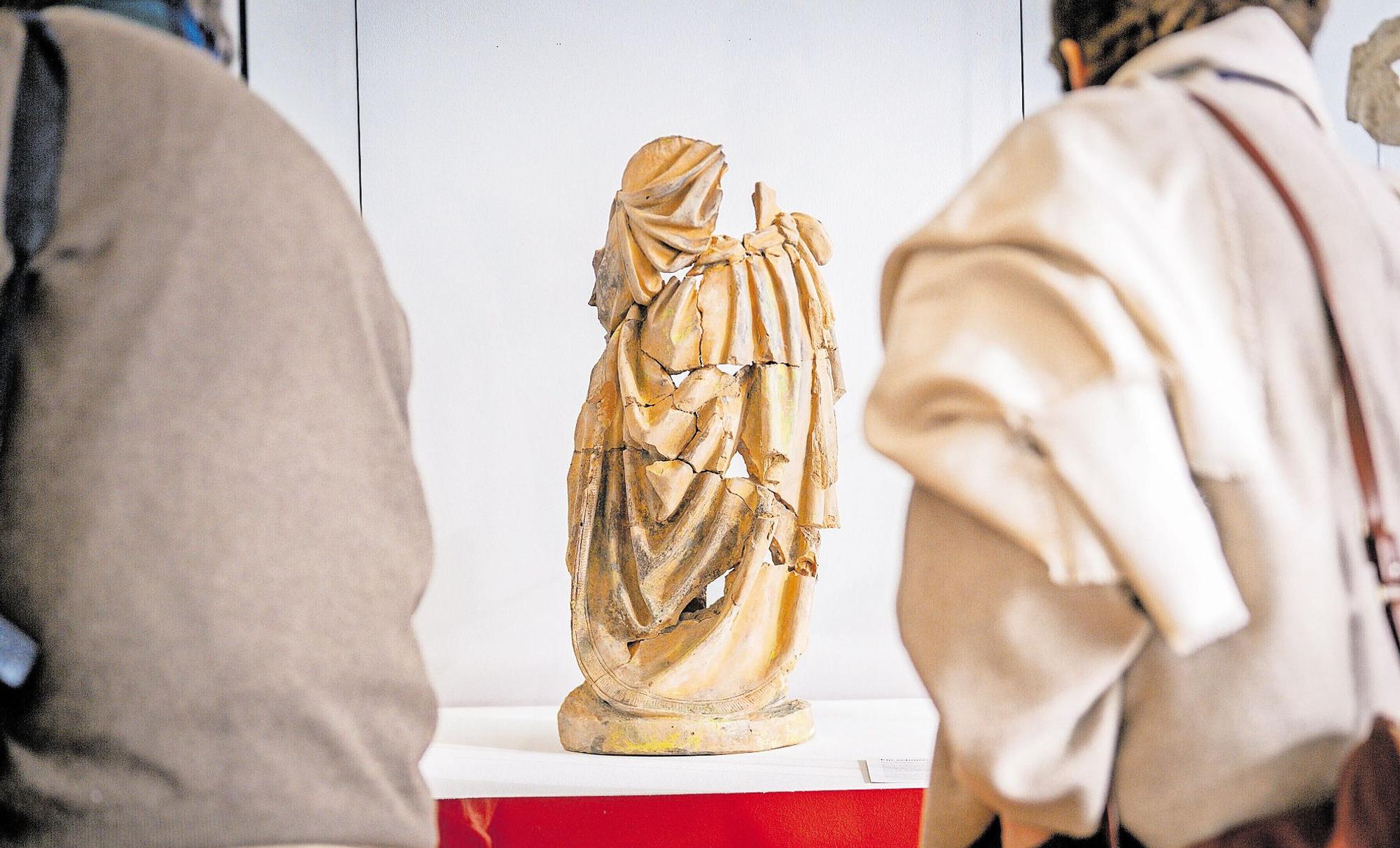 Besonderes Schmuckstück: Die Terrakotta-Statue aus dem 19. Jahrhundert.