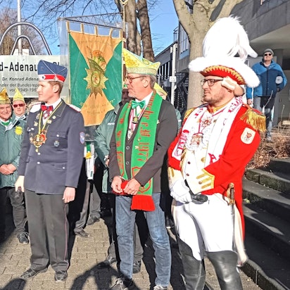 Eine Gruppe von Karnevalisten.