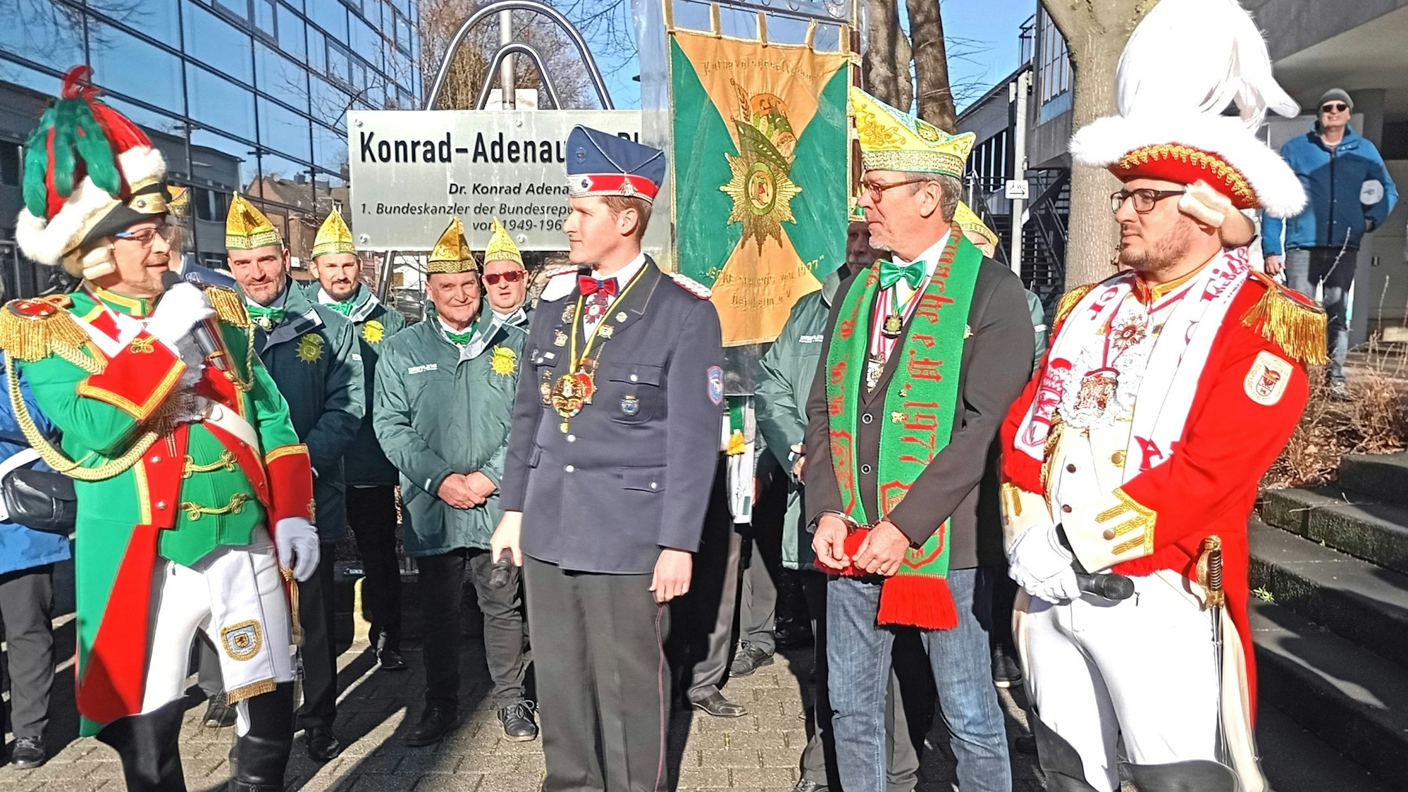 Eine Gruppe von Karnevalisten.