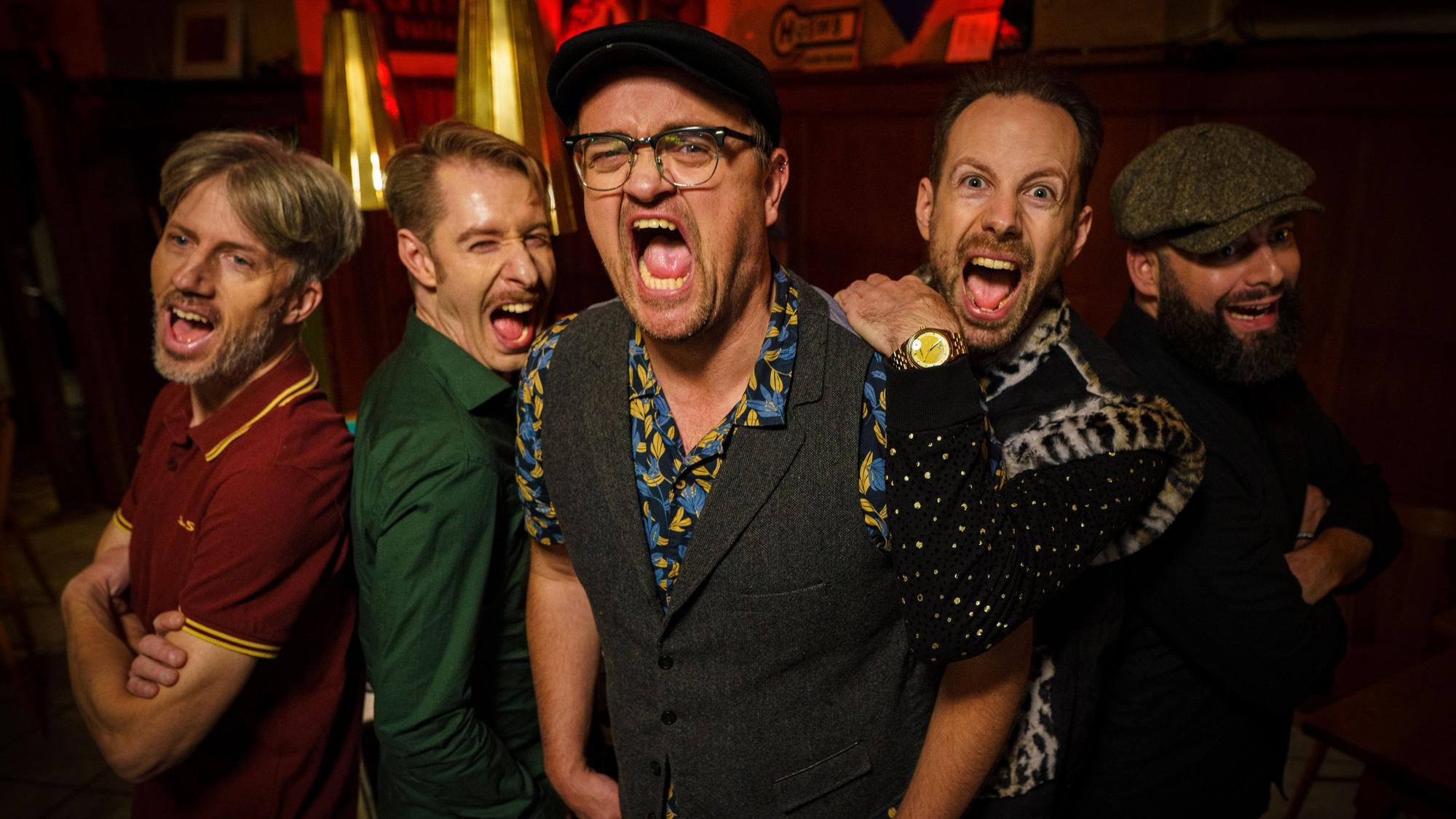 Hart, aber liebevoll: Die Folkrock-Band Halvlang beleuchtet in ihrem Song viele Kölner Missstände.