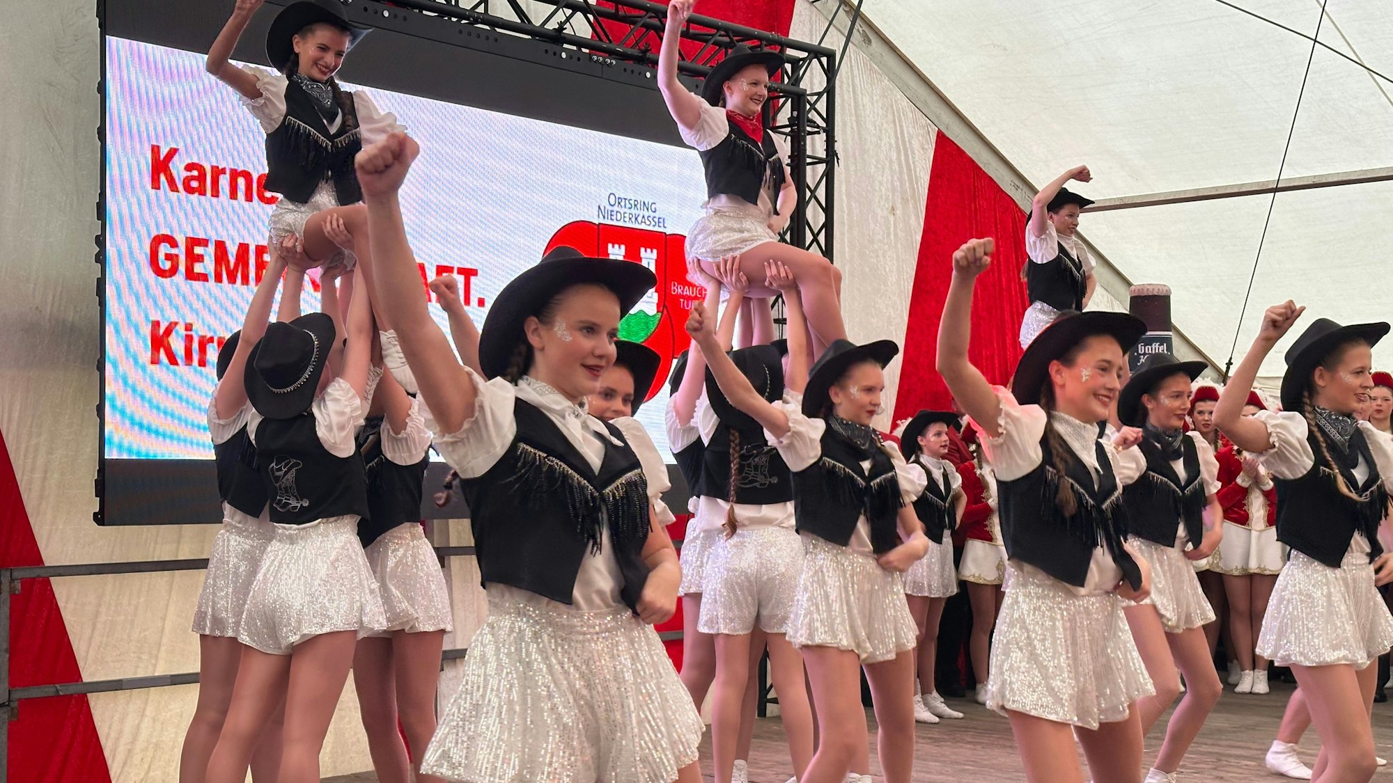 Die Showtanzgruppe „Majestics“ von Rut Wiess Ranzel wurde sogar schon Deutscher Meister.