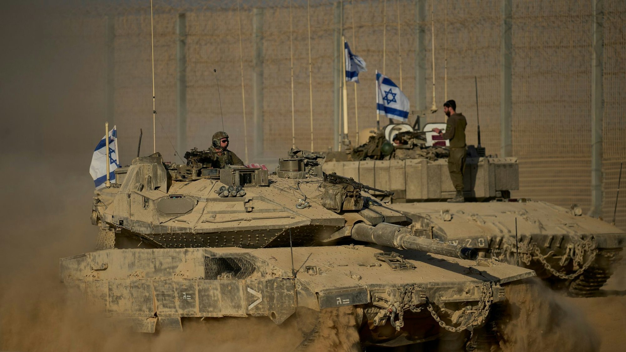 Der Kläger wollte die Ausfuhr von Ersatzteilen für Panzer verhindern. (Symbolbild)