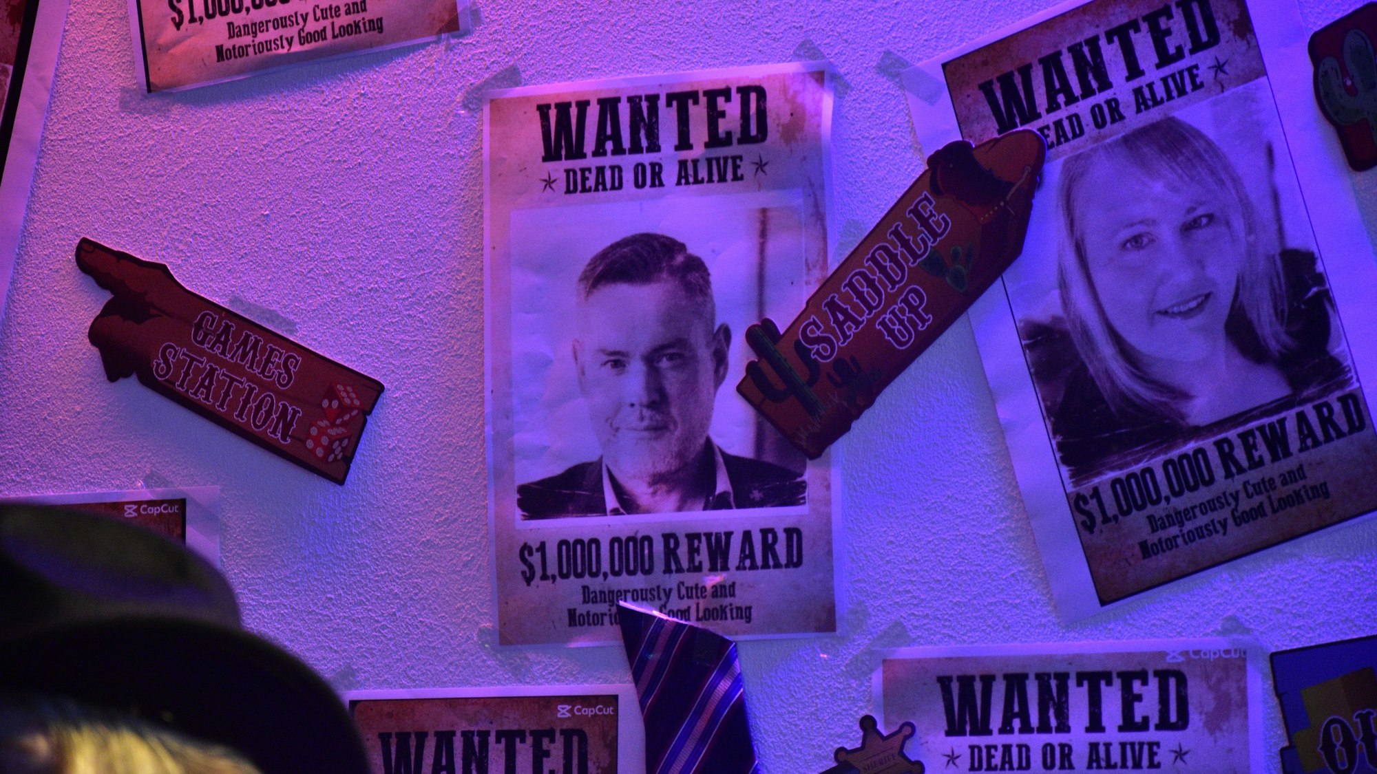 Rathaussturm in Much
Wilder Westen im Mucher Rathaus: Der Bürgermeister und seine Mitarbeiter werden gesucht