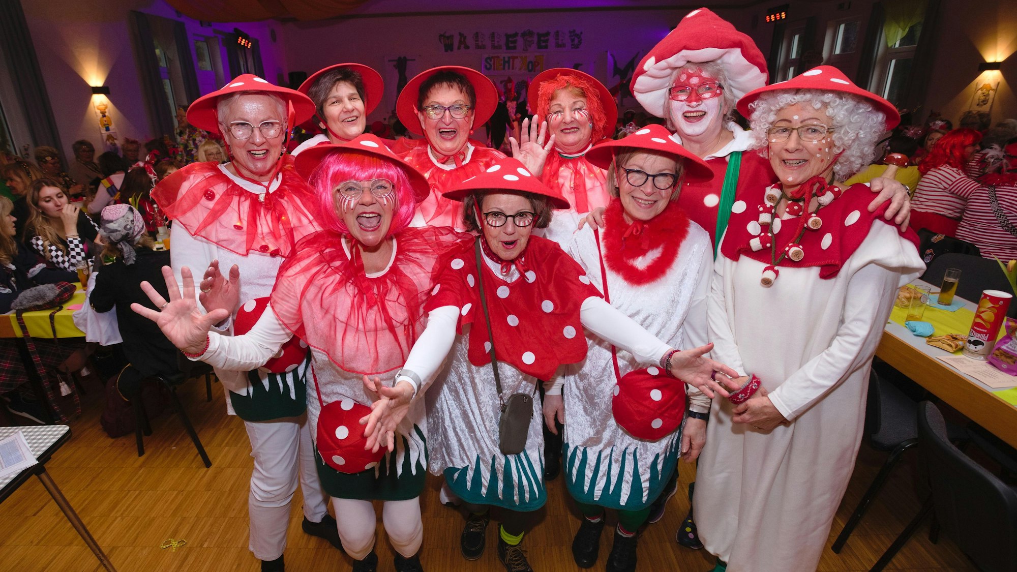 Rut, rut, rut sin de Ruse – und diese herrlichen Fliegenpilze.