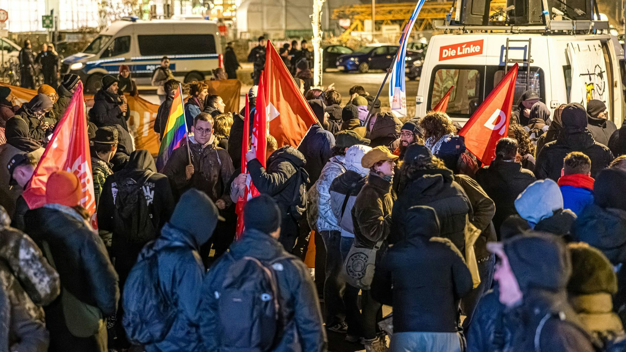 Mitte Januar gingen Menschen in Cottbus gegen rechts motivierte Gewalt auf die Straße. (Archivfoto)