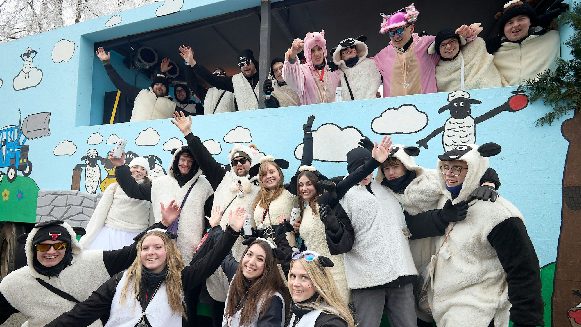 Als Shawn das Schaf war die Udenbrether Jugend unterwegs.