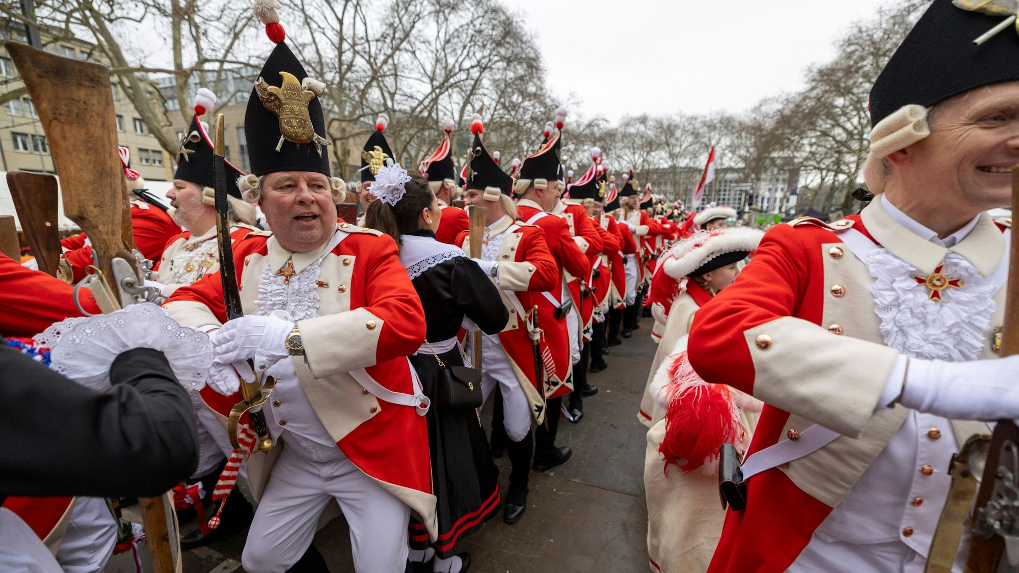 Stippeföttche mit den Helligen Knäächte un Mägde soweit das Auge reicht!