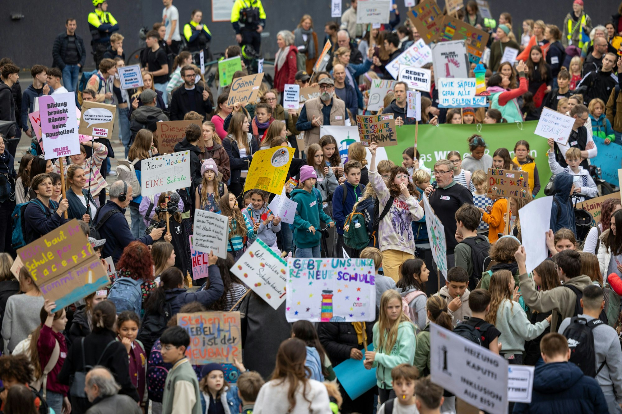 Demo für die Fertigstellung der Heliosschule.