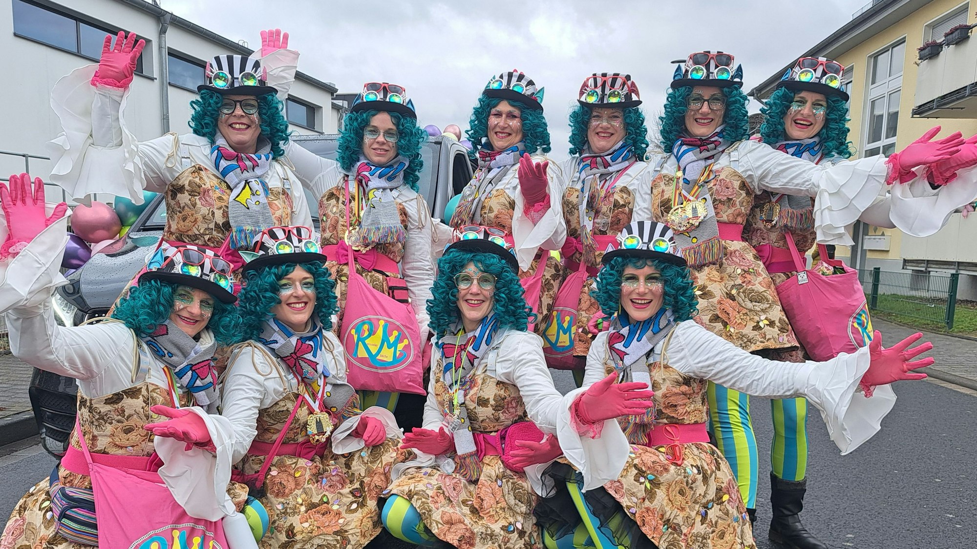 Eine bunte Truppe: Die Reisseler Mädchen gehörten eindeutig zu den Hinguckern im Ranzeler Zug.