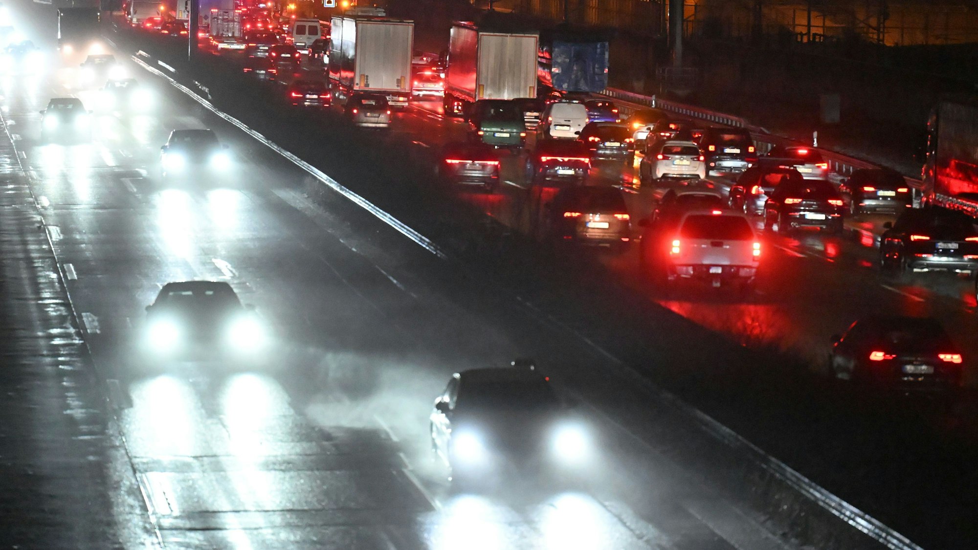 Auf der A3 bei Regensburg ging zeitweise nichts mehr (Archivbild).