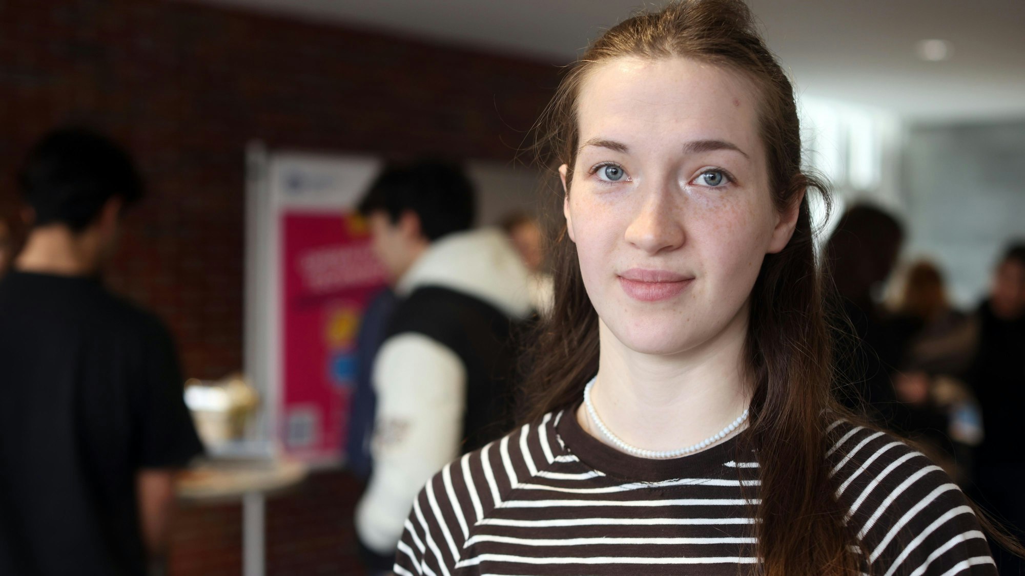 Franca Tuchscherer (20) ist angehende Pflegefachfrau in der Uniklinik Köln