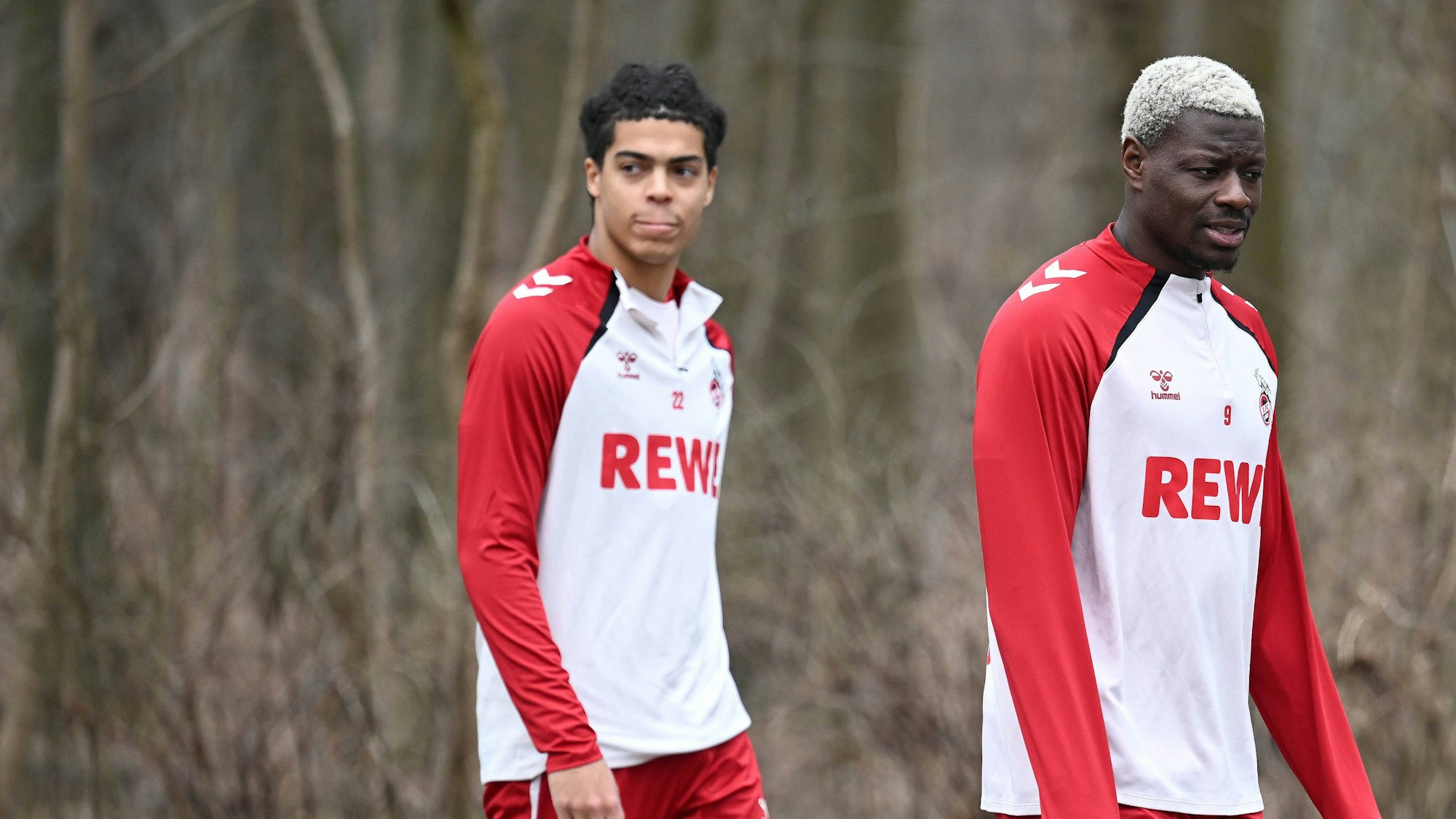 Wieder eine Option für den Spieltagskader: Jahmai Simpson-Pusey (links mit Ragnar Ache).