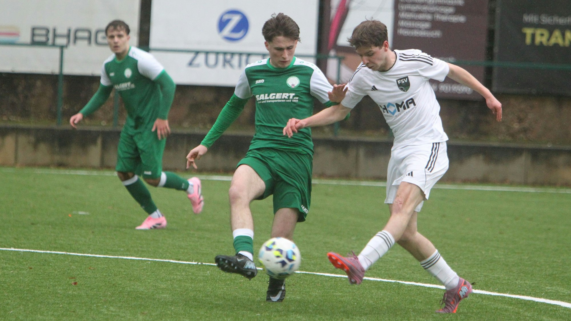 Philip Miermann (links)