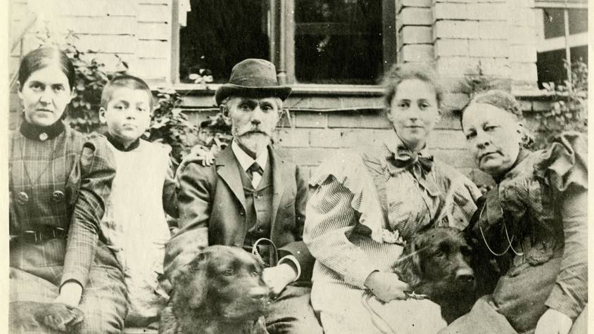 August Bebel mit seiner Familie