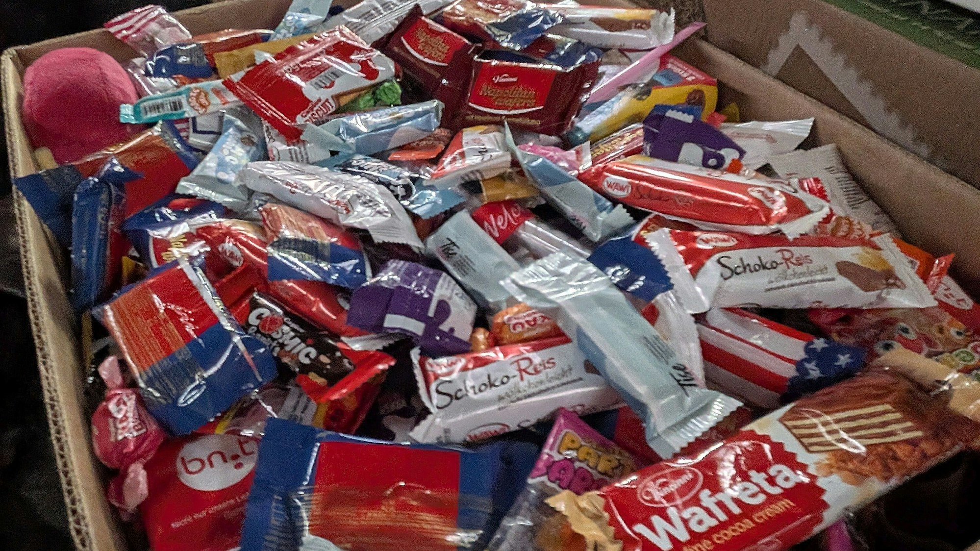 Blick in eine Süßigkeitenkiste.