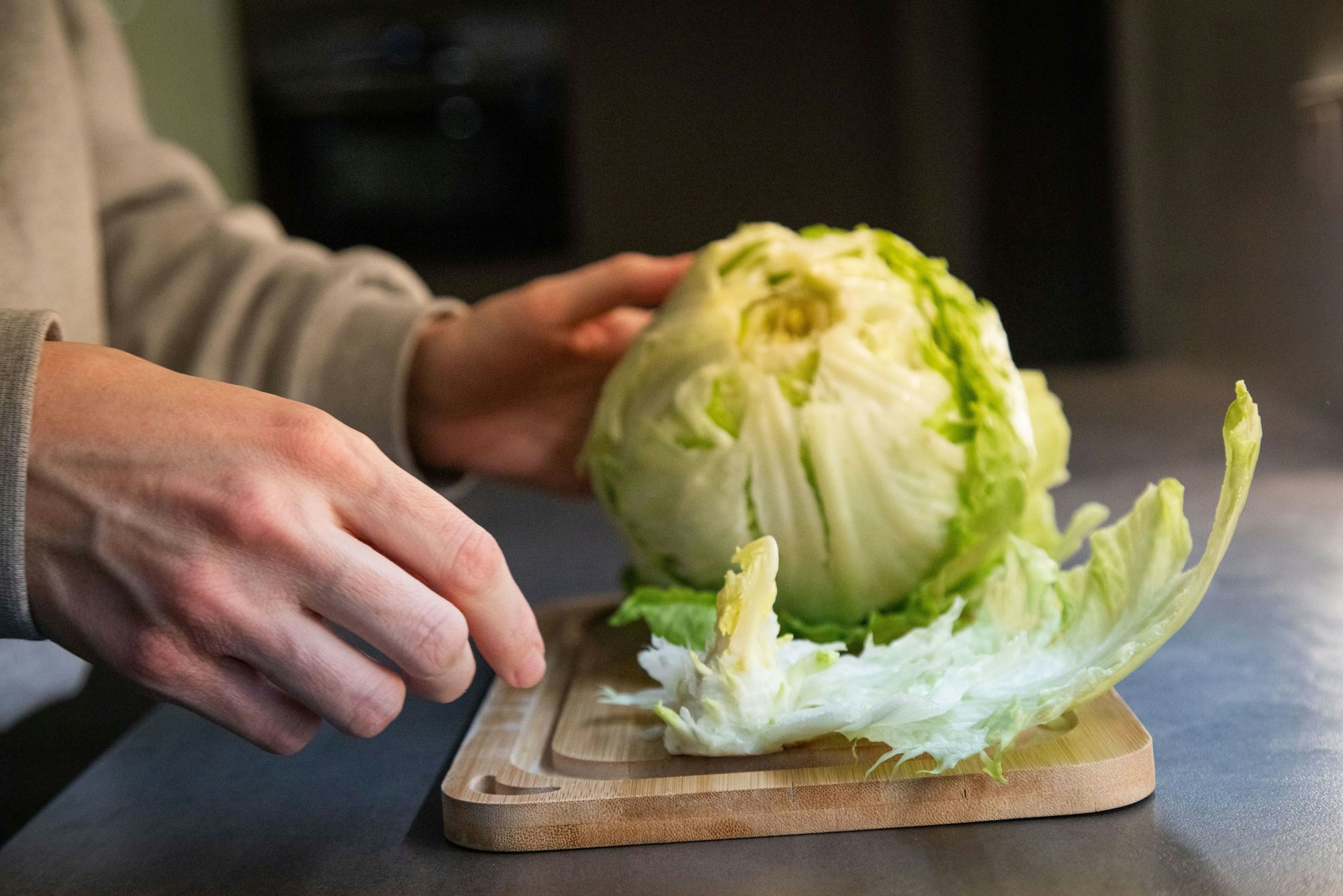Fazit: Mit nur einem Schlag ist der Salat bereit für die Weiterverarbeitung