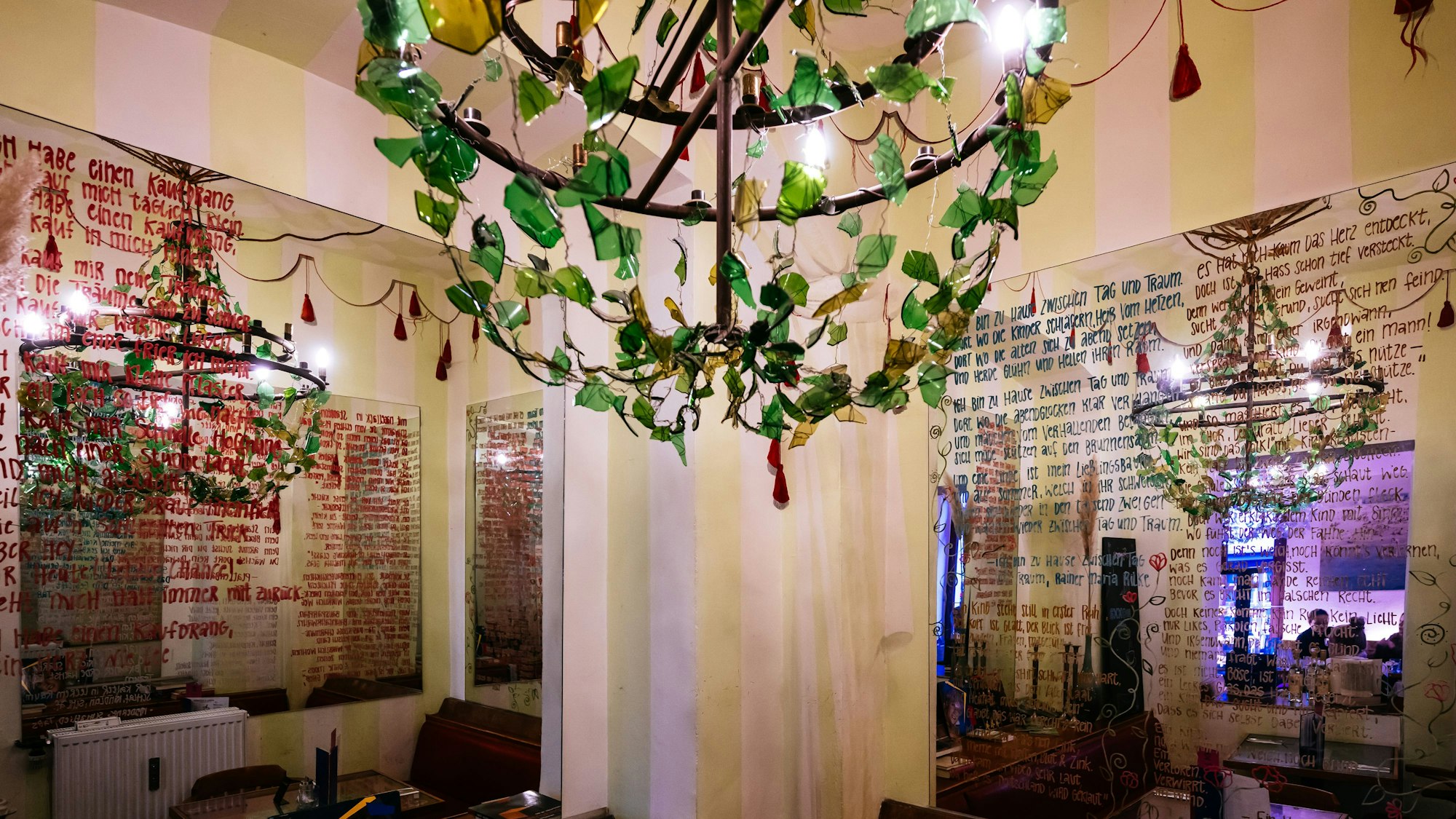 Die Künstlerin Bettina Gruber hat die Räume im Feynsinn gestaltet.