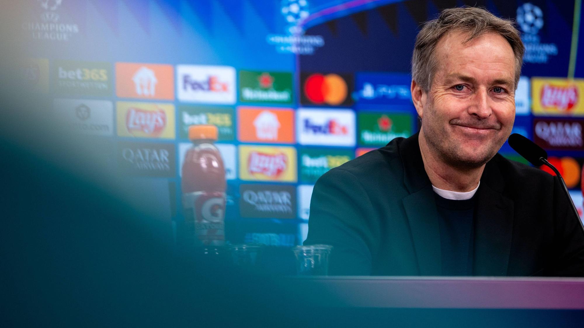 Bayer-Chefcoach Kasper Hjulmand am Freitag auf der Pressekonferenz vor dem Bundesliga-Heimspiel gegen Mainz.