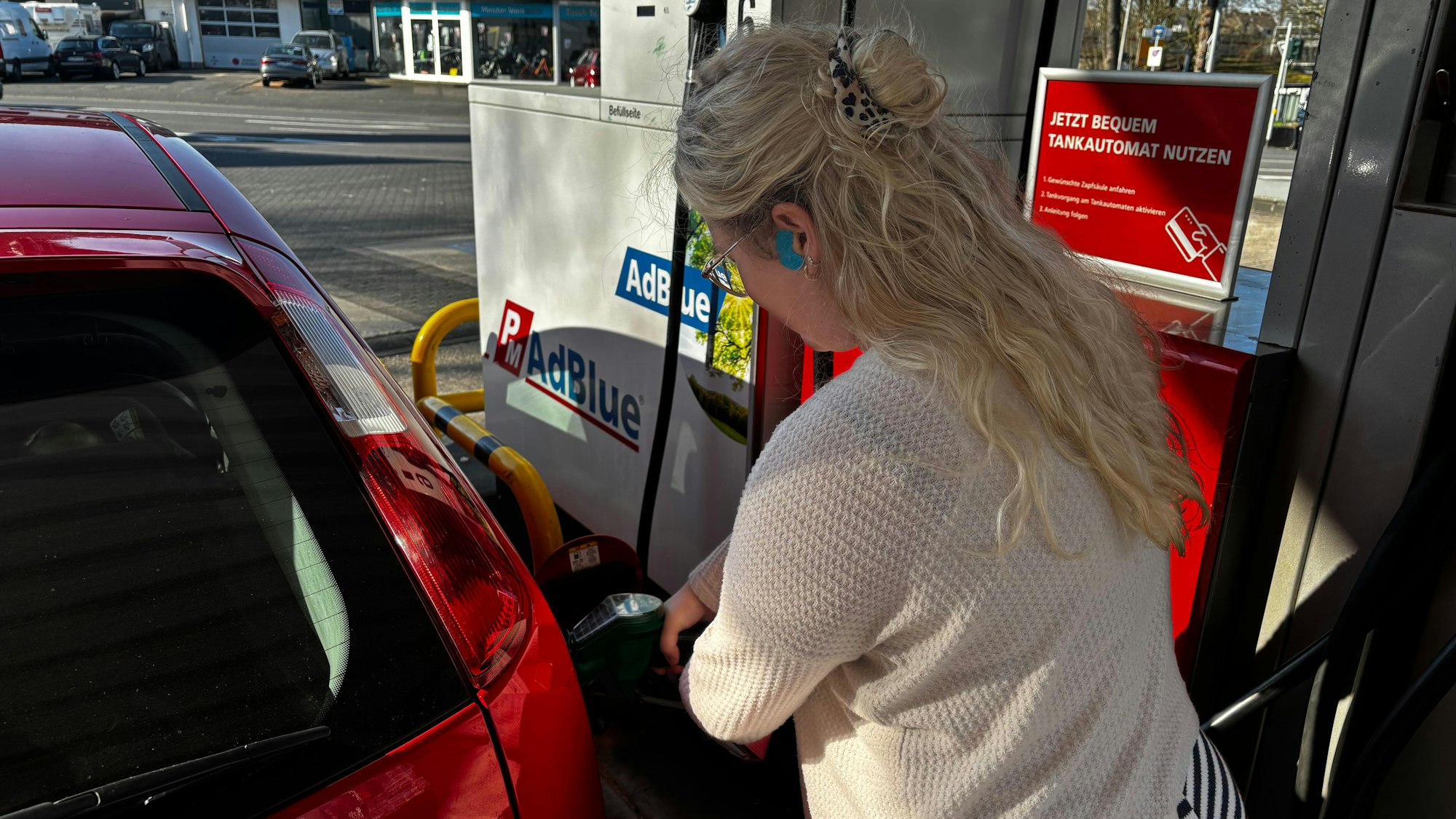 Mareike Balsalobre braucht das Auto zwar nicht häufig, hat sich aber über die hohen Preise erschrocken.