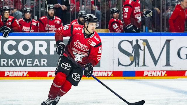 Solides Debüt: Neuzugang Markus Nutivaara bestritt gegen Augsburg sein erstes Spiel als Verteidiger der Kölner Haie.