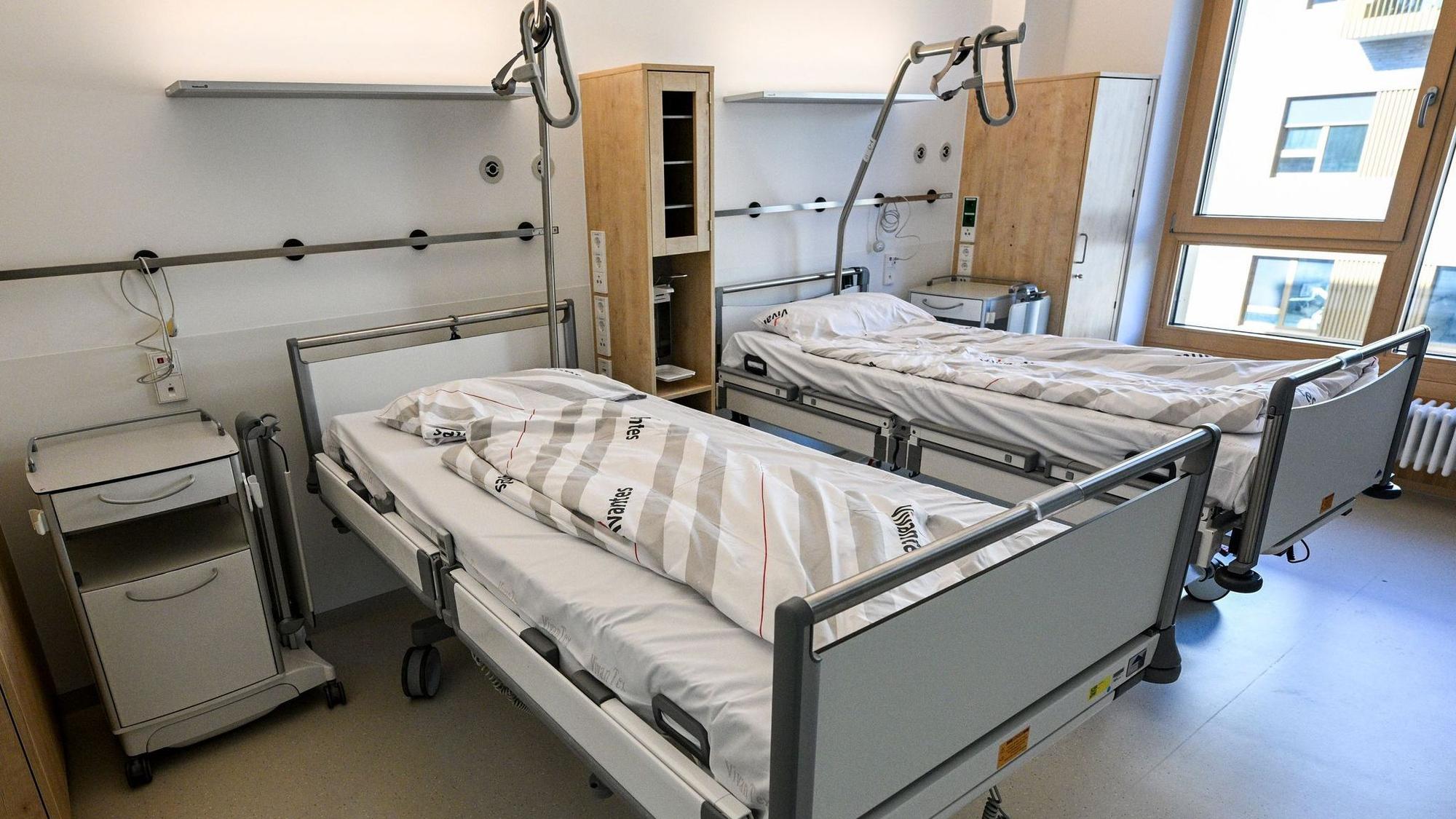In vielen Krankenhäusern gibt es Finanznöte, und Betten stehen leer. (Archivbild)