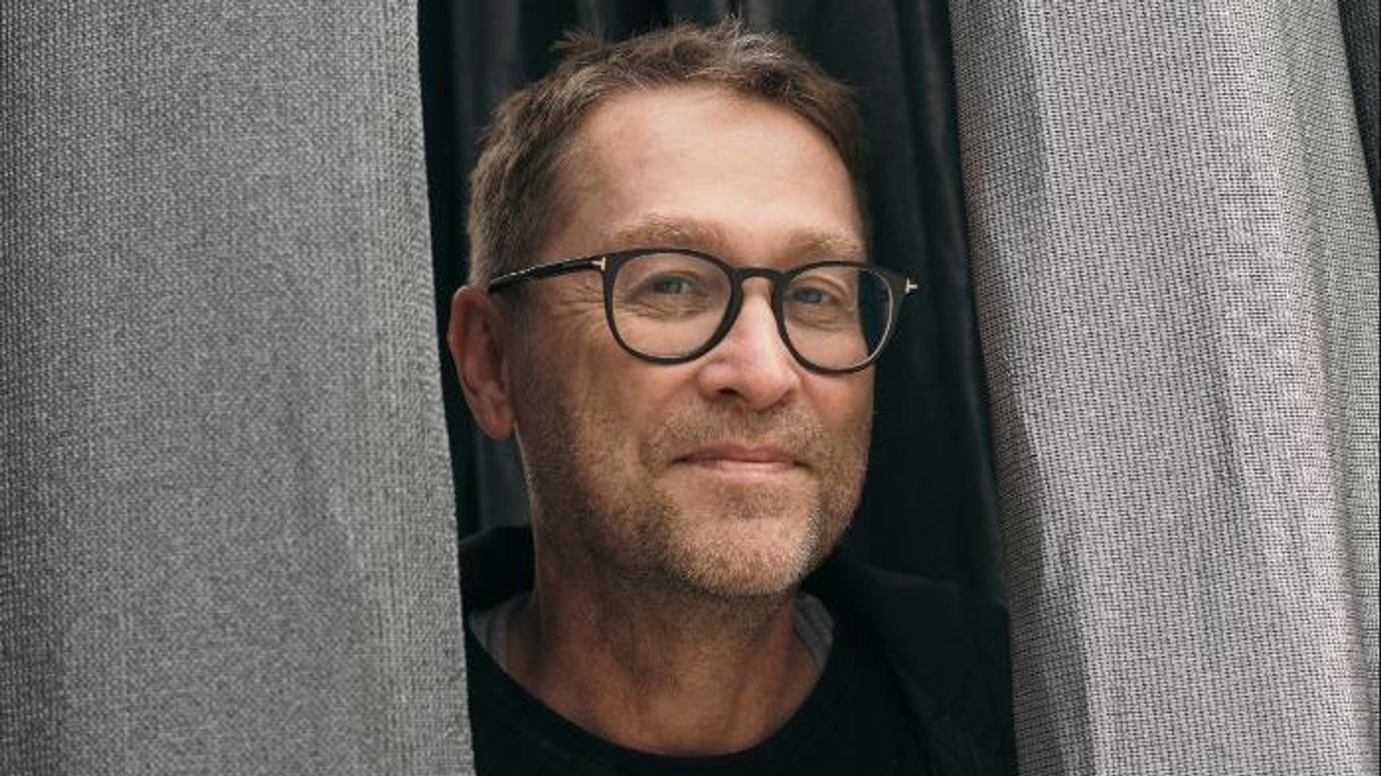 Jan Weiler liest aus seinem Buch „Das Beste! Mein Leben zwischen Pubertieren“.
