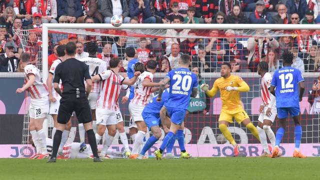 Drei-Punkte-Lücke zu Platz vier