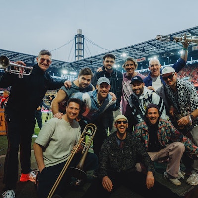 Querbeat verkündete die Nachricht vorm FC-Heimspiel gegen Borussia Dortmund.