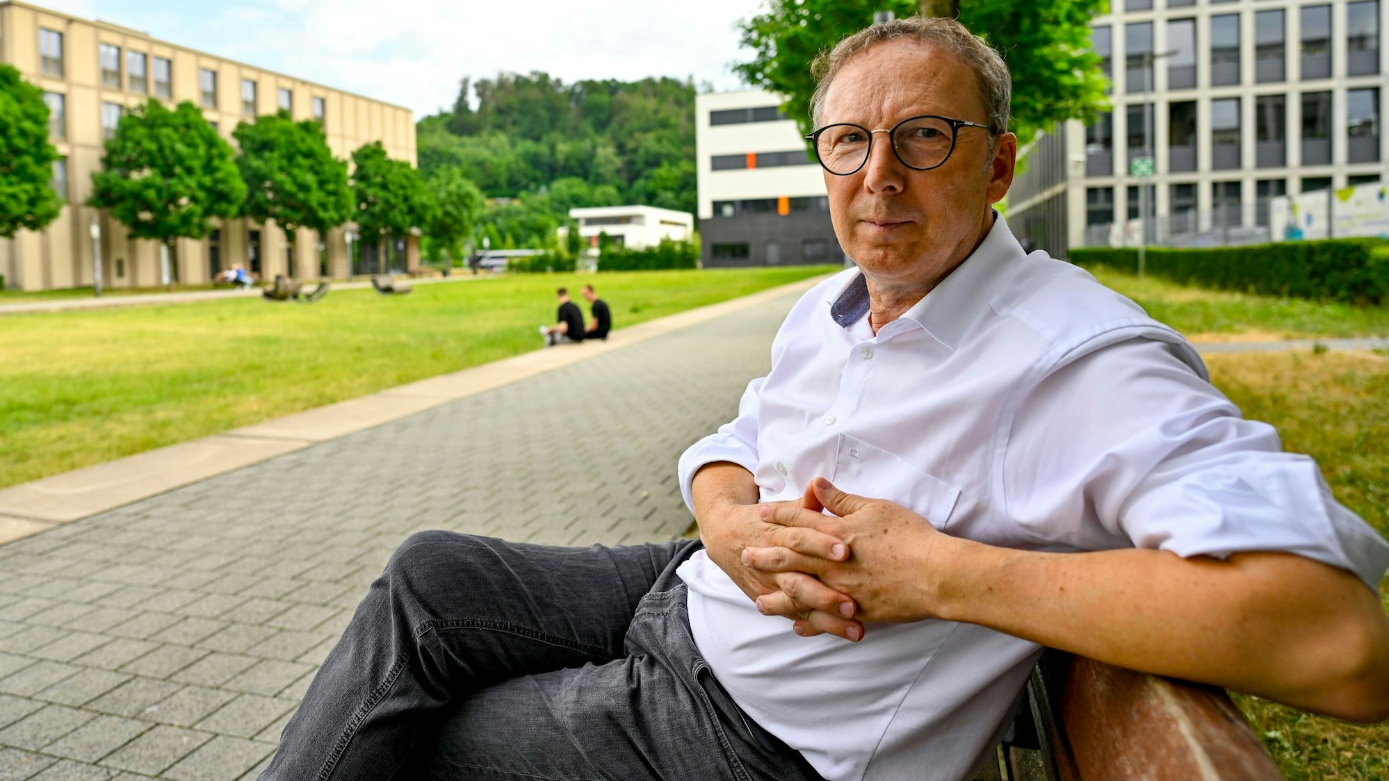 Jürgen Hefner ist Erster und Technischer Beigeordneter.