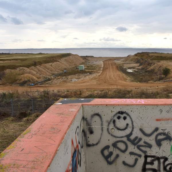 Am Ende des Speedway-Freizeitradwegs hinter der Aussichtstreppe soll der Einlauf des Rheinwassers in den Tagebau inszeniert werden.