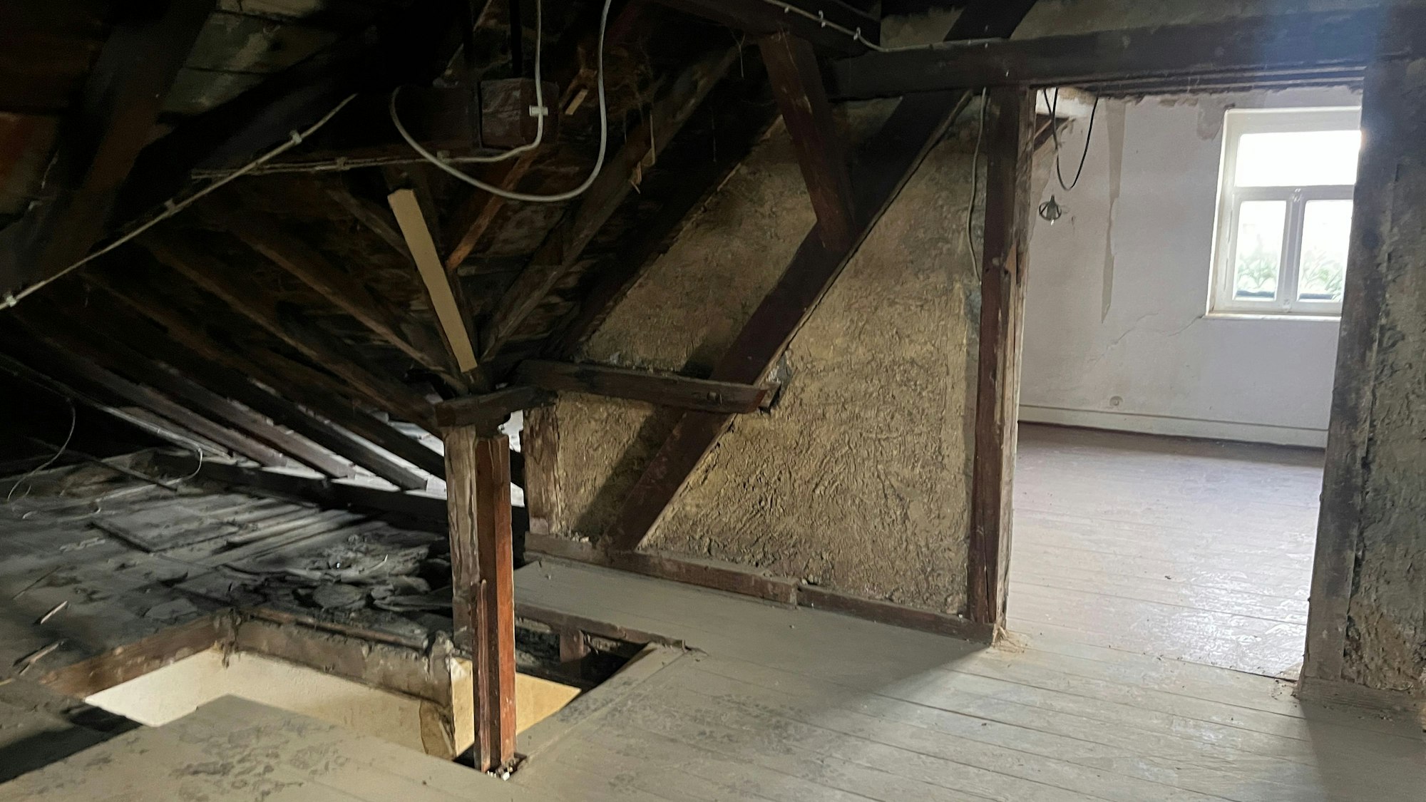 Im Dachgeschoss entsteht ein Appartement für längere Aufenthalte mit einer Pantry-Küche.