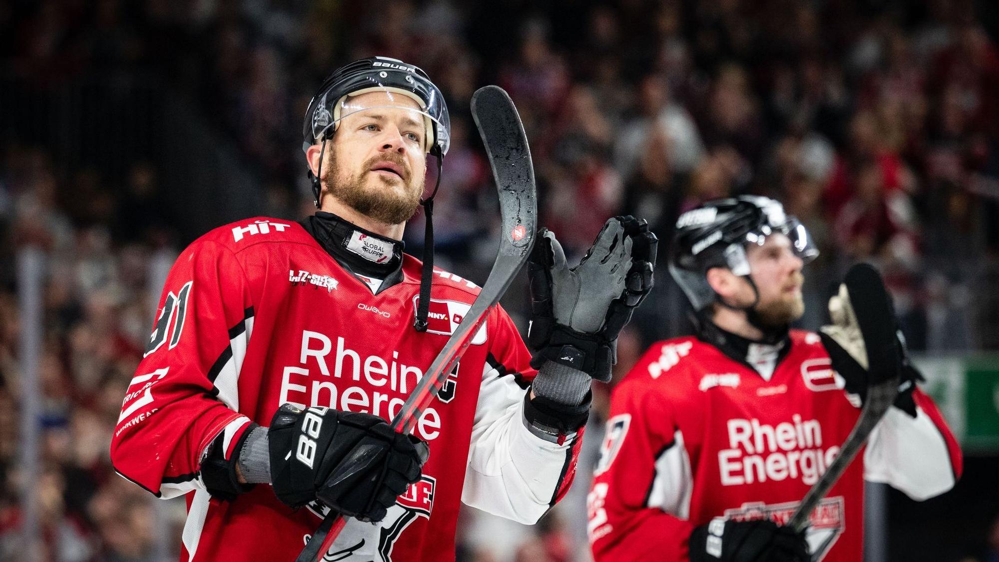 Moritz Müller steht vor den womöglich letzten DEL-Playoffs seiner Karriere (Archivbild)