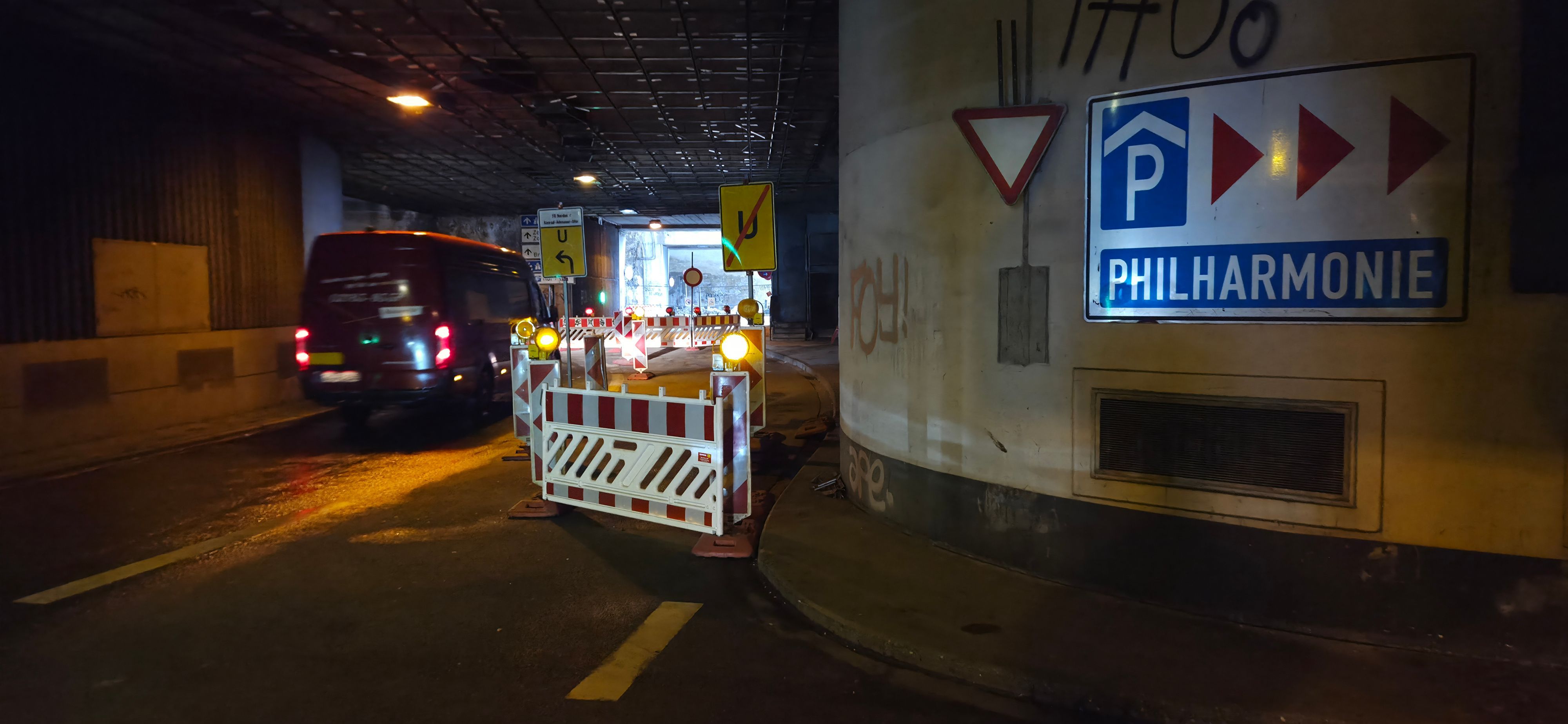 Aufgrund der Verkehrssituation rund um die gesperrte Trankgasse und den Gulliver-Tunnel kommt es zu enormen Verkehrsbehinderungen.