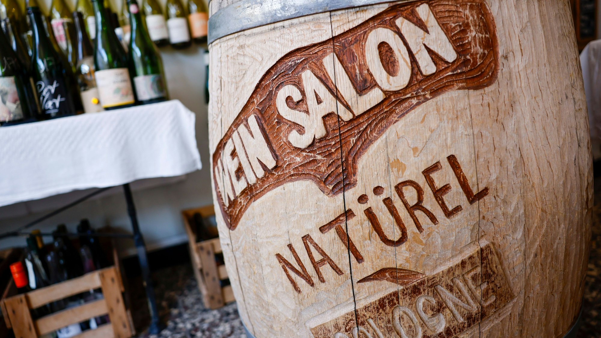 Surk-ki Schrade betreibt seit 17 Jahren die 30 Quadratmeter große Vincaillerie in der Leostraße