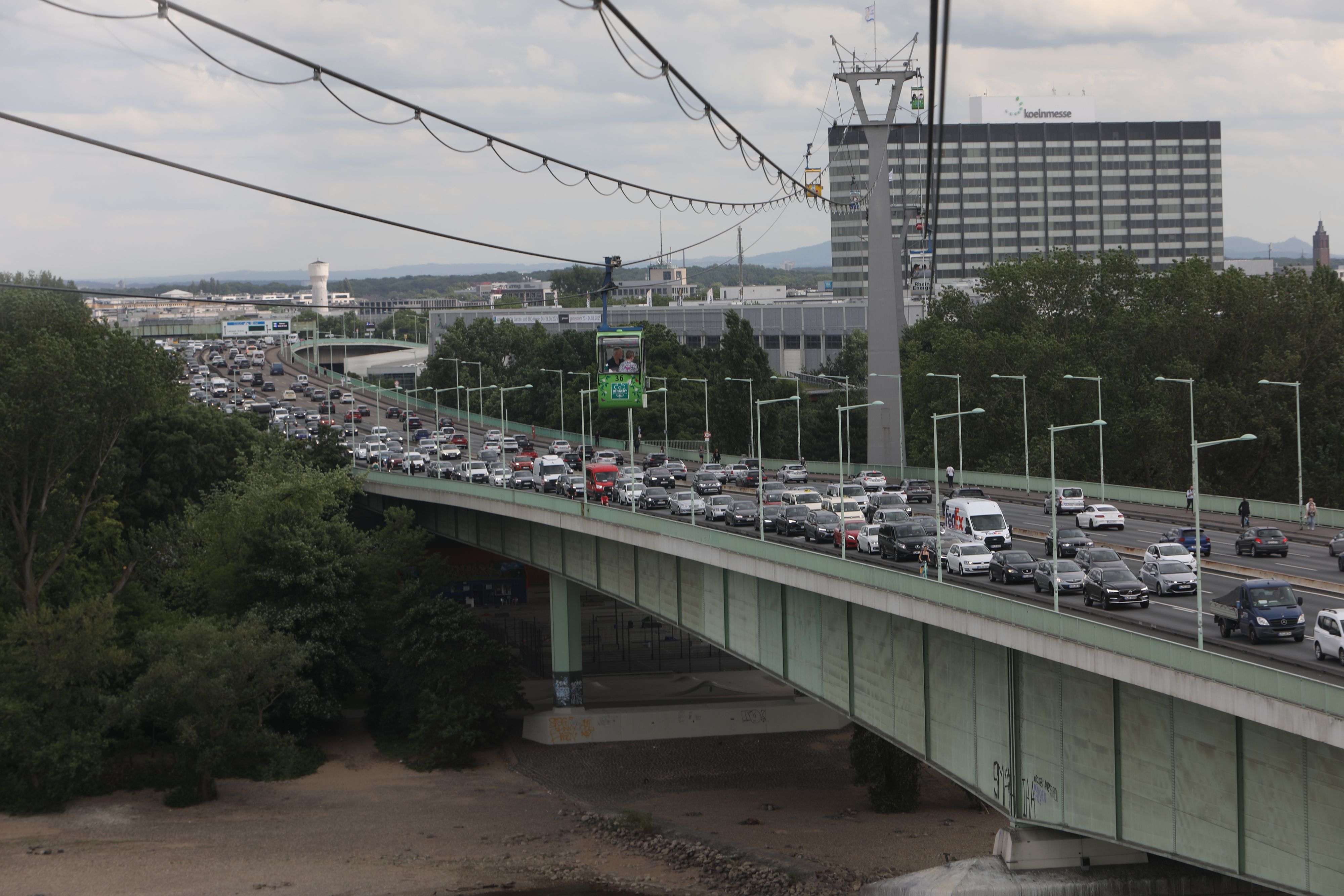 Die Zoobrücke in Köln ist sanierungsbedürftig.
