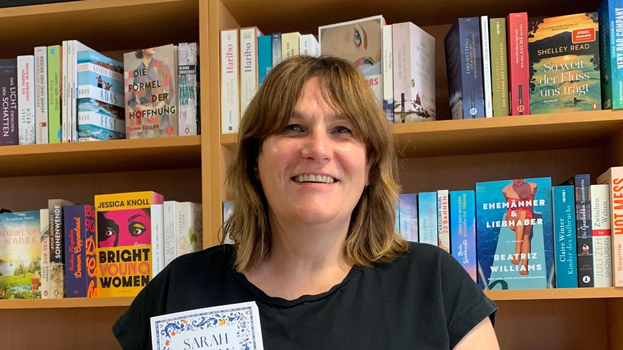 Natalie Schmidberger ist die Inhaberin von Treffpunkt Lesen in Niederkassel