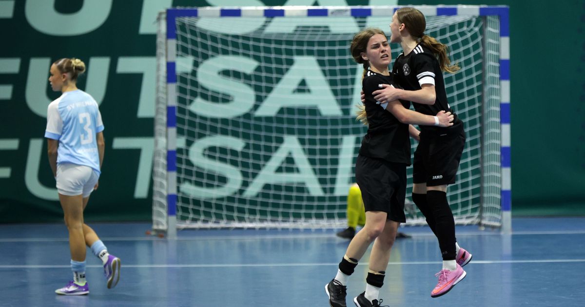 Jugendfu-ball-Z-lpicher-C-Juniorinnen-werden-Mittelrhein-Meister