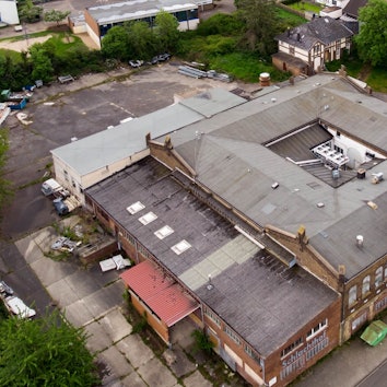 Das Bild zeigt den ehemaligen Schlachthof von Euskirchen mithilfe einer Drohnenfotografie.