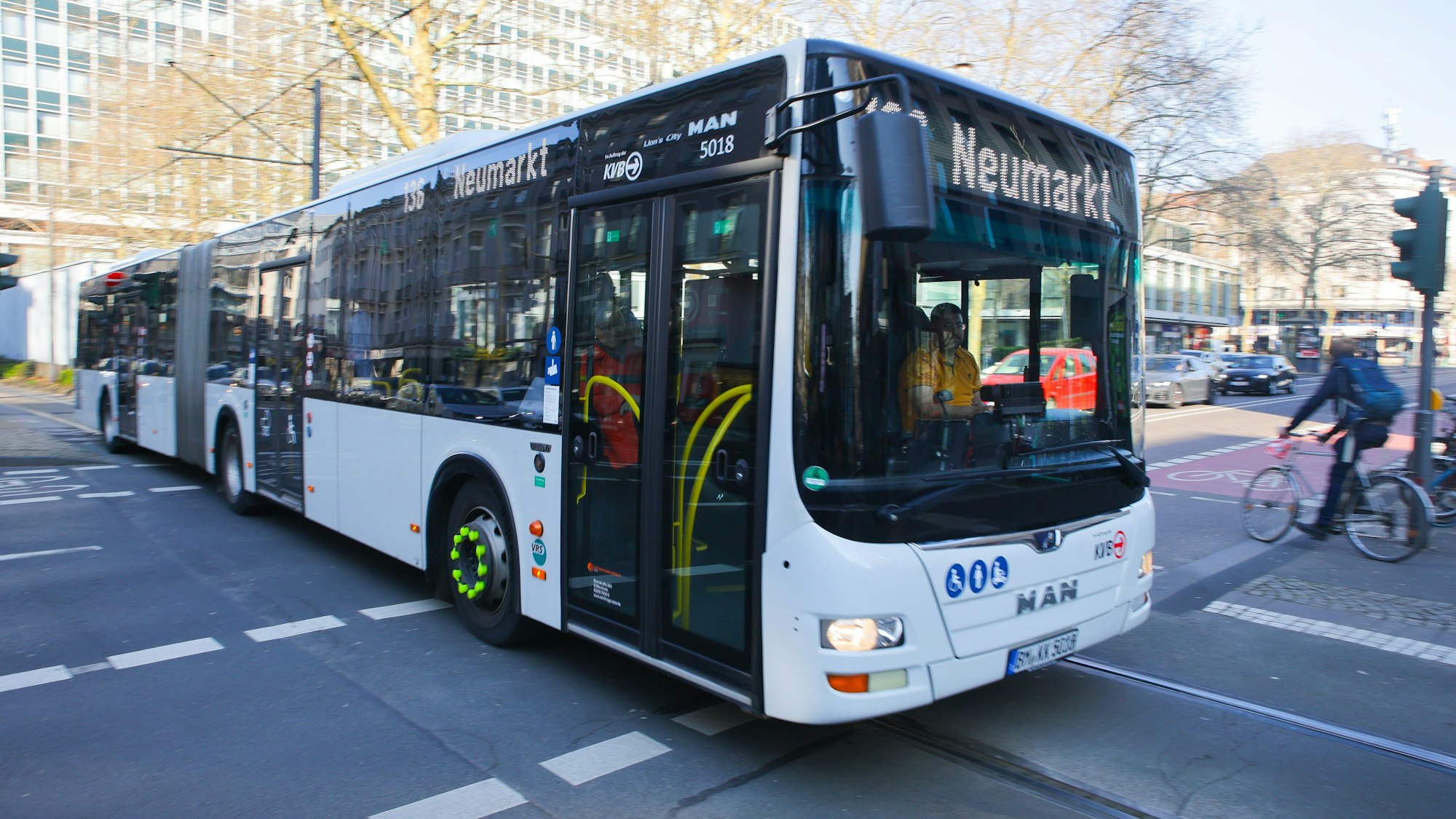 Warnstreik im Kölner Nahverkehr: So sah es am Rudolfplatz in der vergangenen Woche aus.