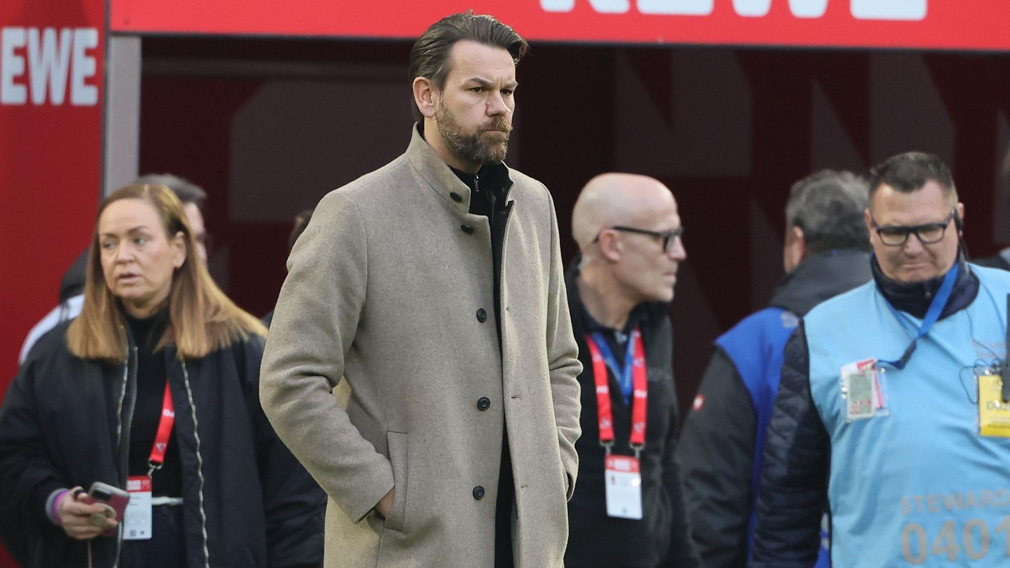 1. FC Köln vs. Borussia Mönchengladbach, 27. Spieltag, 21.03.2026, 15.30 Uhr, Thomas Kessler (1. FC Köln) nach dem Spiel, Bild: Herbert Bucco