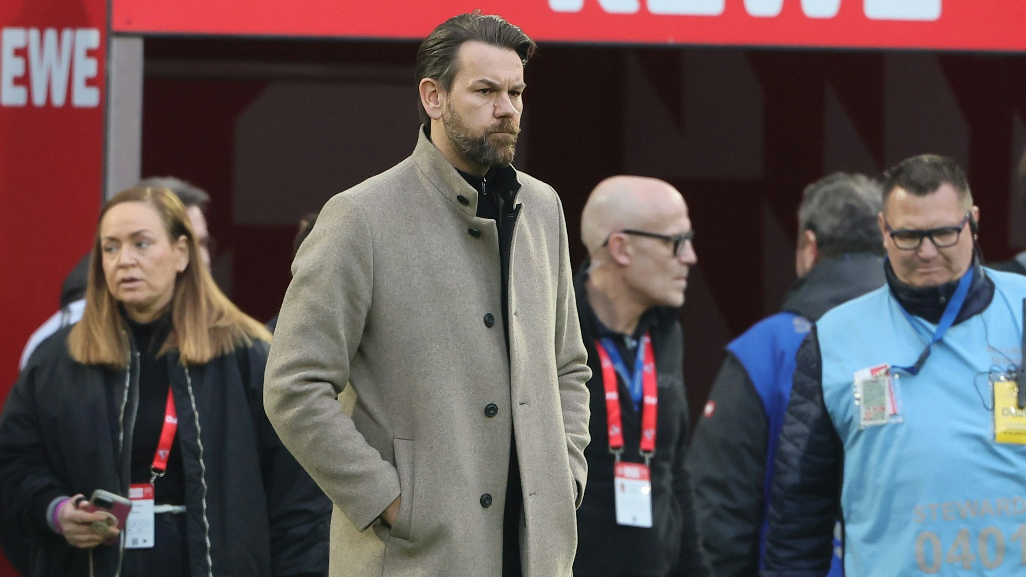 1. FC Köln vs. Borussia Mönchengladbach, 27. Spieltag, 21.03.2026, 15.30 Uhr, Thomas Kessler (1. FC Köln) nach dem Spiel, Bild: Herbert Bucco